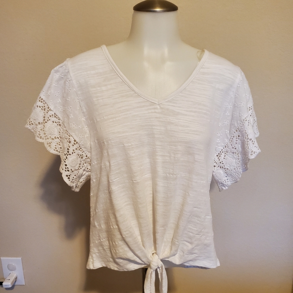 Cloth & portrait Ruffle Top